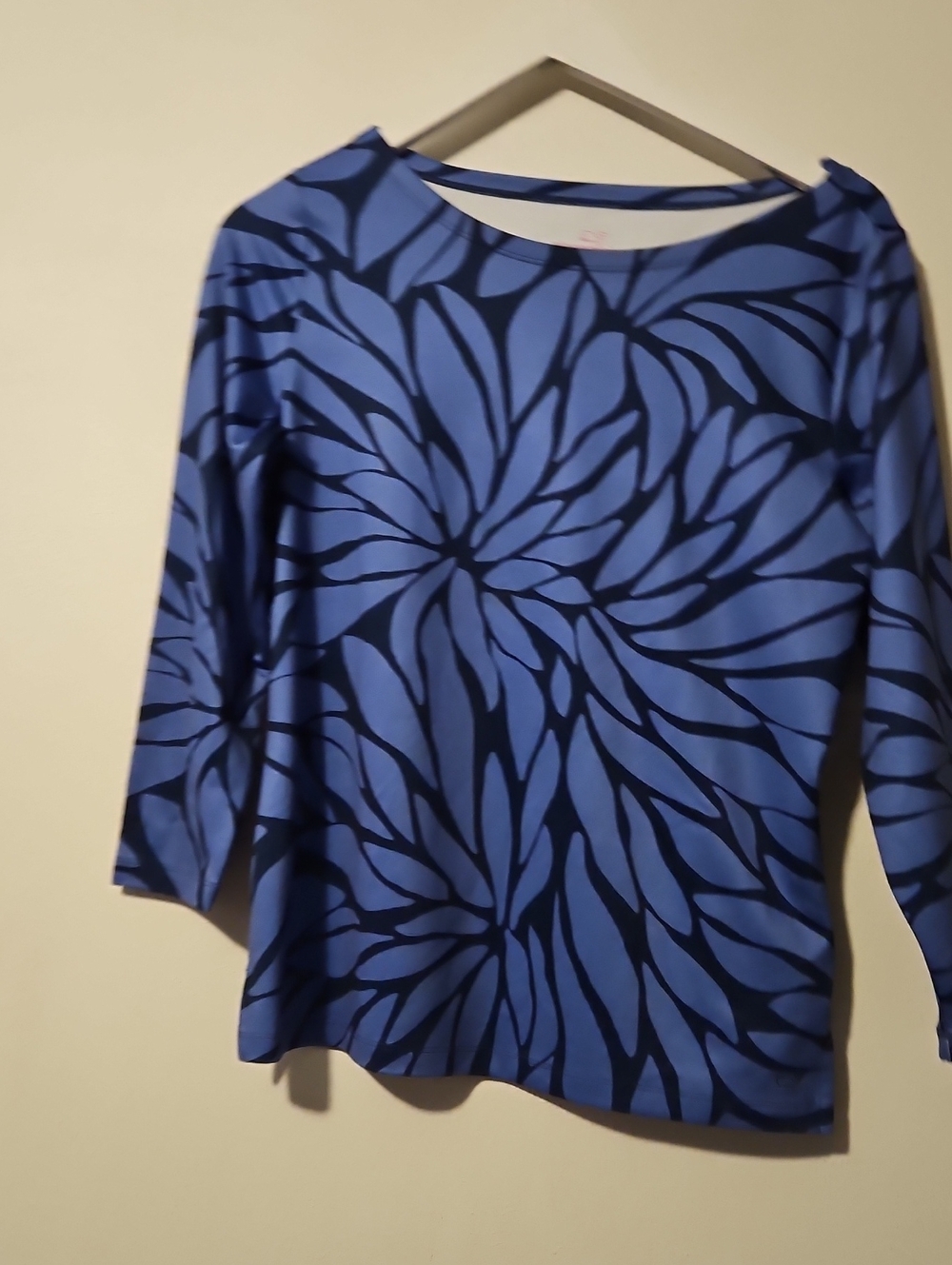 Vineyard Vines Blue Floral-Pattern Long Sleeve Top